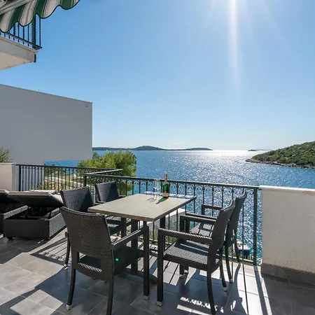 His ヴィラ Voluja