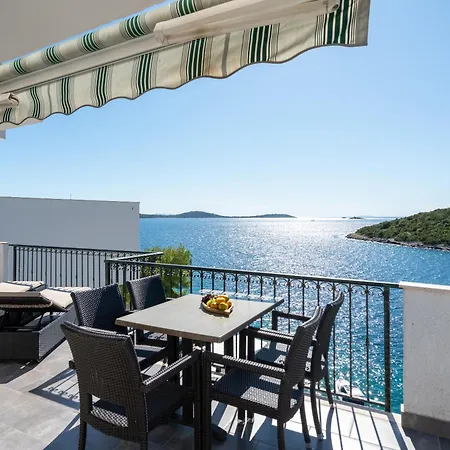 His ヴィラ Voluja